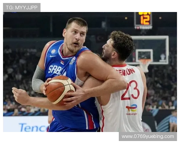 约基奇单节狂揽15分9板6助成自1996-97赛季以来首位球员